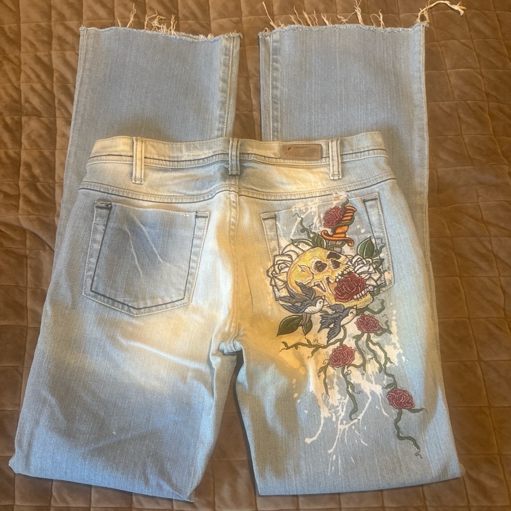 J. Signature Y2K Low Rise Flare Jeans Skull Embroidery Raw Hem Size 28